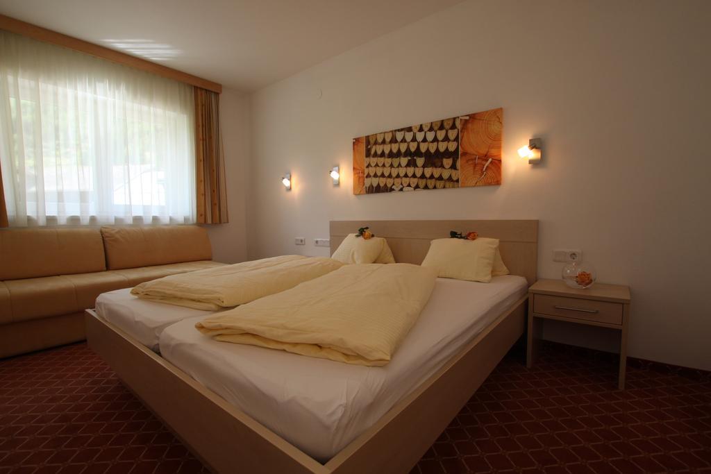 Appartement Karlspitze -natur Pur Appartementhaus *